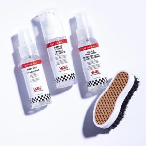 Alternative view of KIT NETTOYAGE POUR CHAUSSURES/VANS