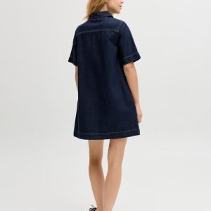 Alternative view of ROBE/JJXX
