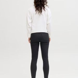 Alternative view of JEANS/JJXX