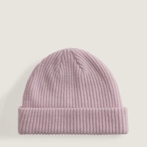 Alternative view of TUQUE HIVER/VANS